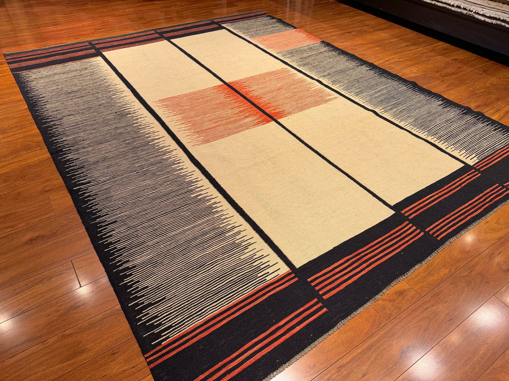 8'x10' Kilim