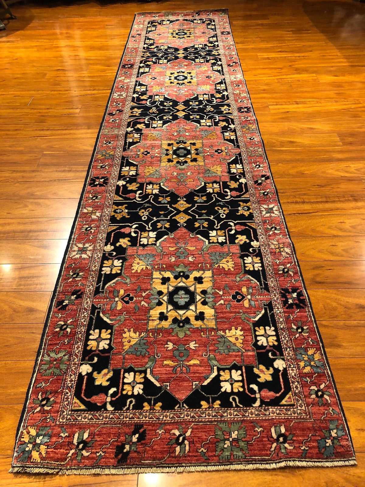 3'2"x13'6" Star-Oushak, Classic