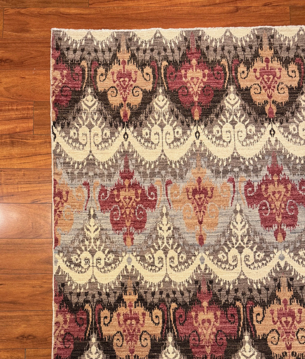 7'2"x10'4" Ikat, Transitional