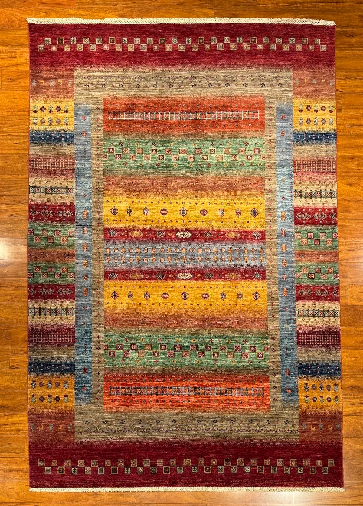 6'9"x10' Kazak, Tribal