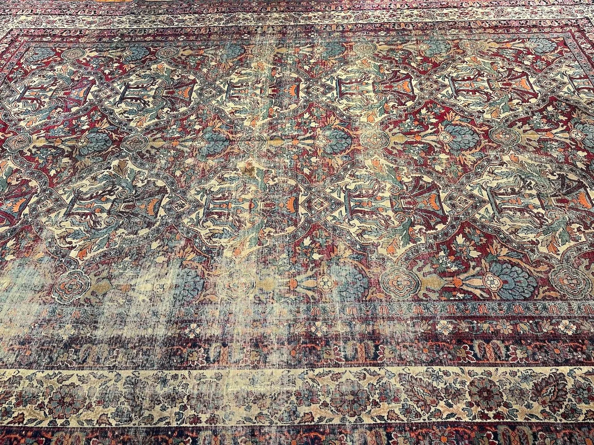 8'9"x13'4" Kerman, Antique
