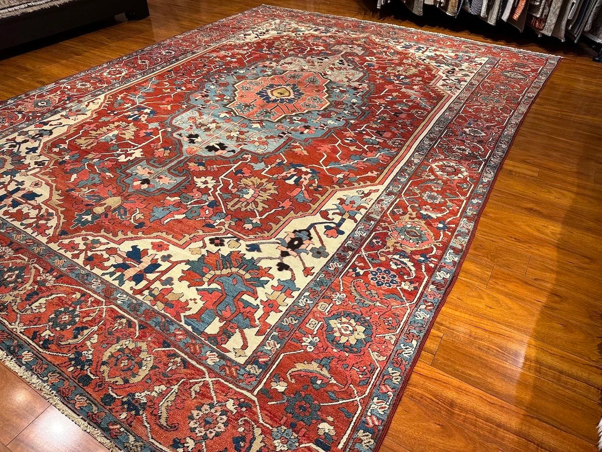 9'10"x13'4" Serapi, Antique