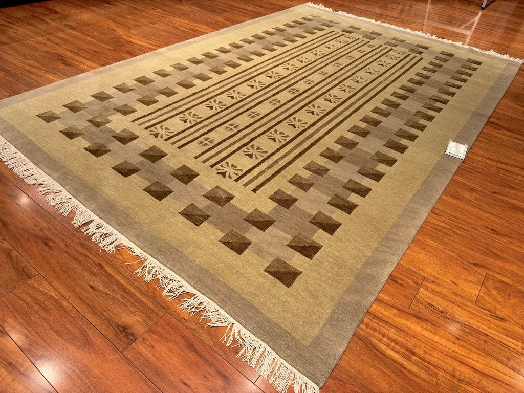 6'x9' Tibetan (Modern)