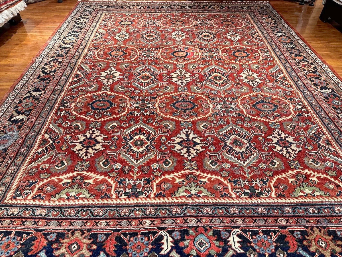 10'4"x13'7" Mahal, Antique