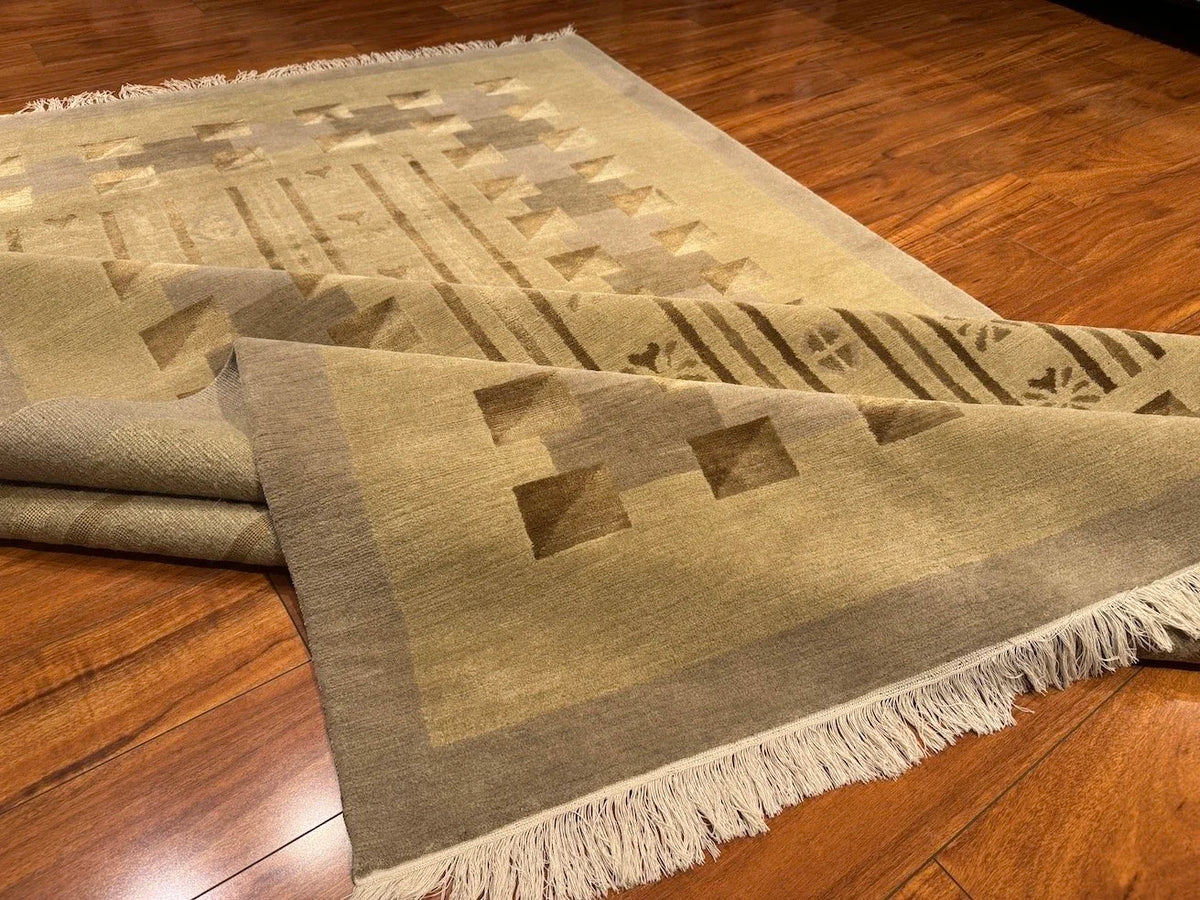 6'x9' Tibetan (Modern)