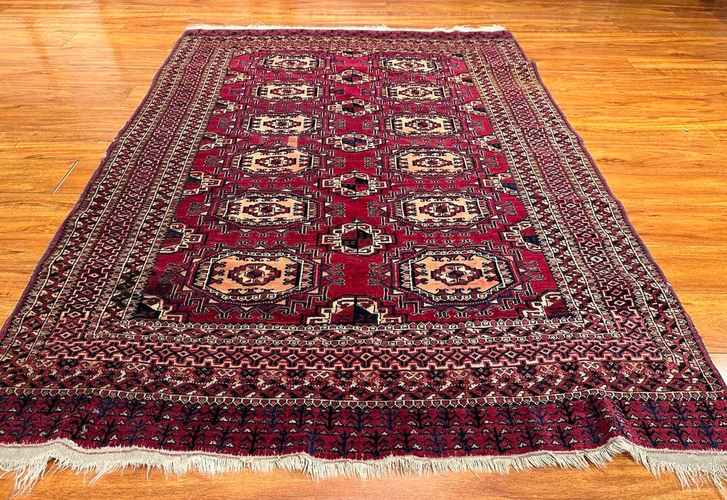 4'1"x5'6" Yomud, Antique