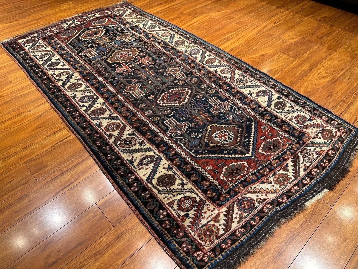4'1"x7'8" Bibikabad, Antique