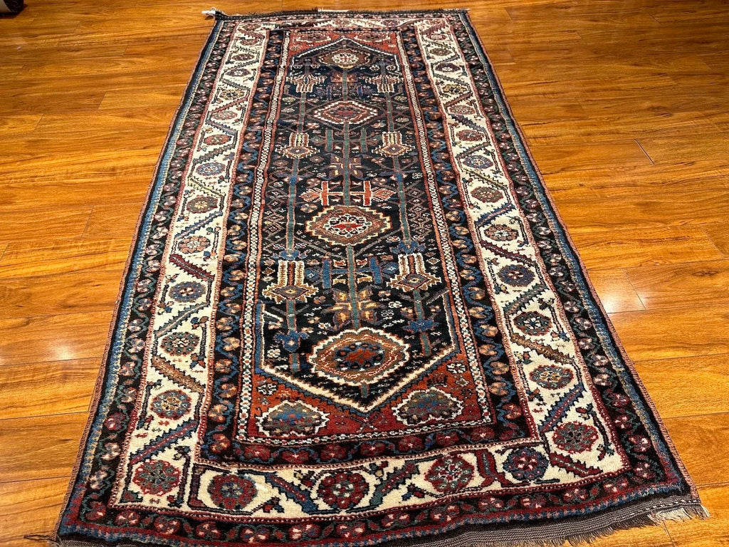 4'1"x7'8" Bibikabad, Antique