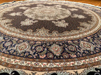 6'8"x6'8" Tabriz, Classic
