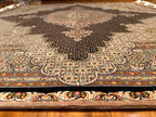 6'6"x6'6" Tabriz, Classic