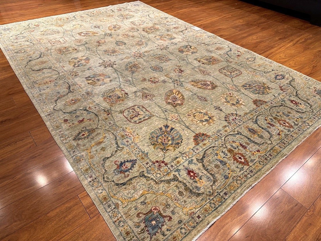 6'6"x9'10" Tabriz, Classic