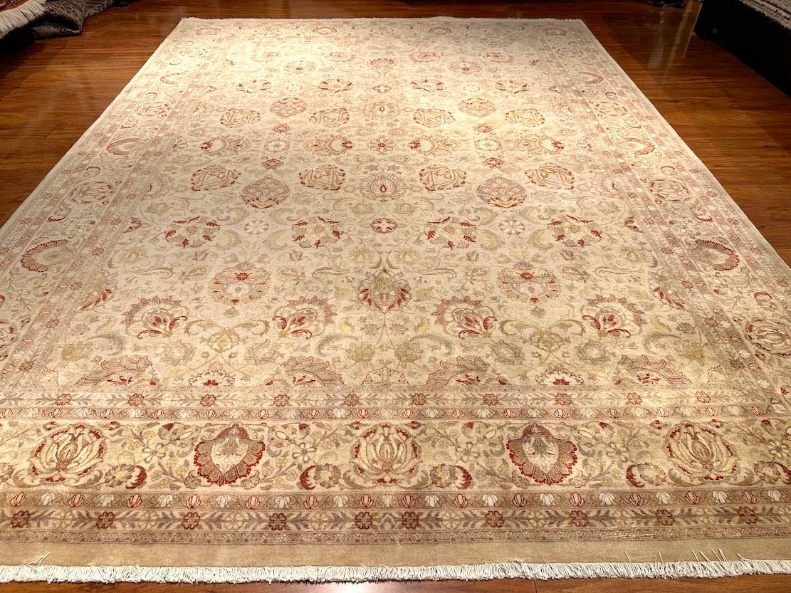 8'11"x12' Tabriz, Classic