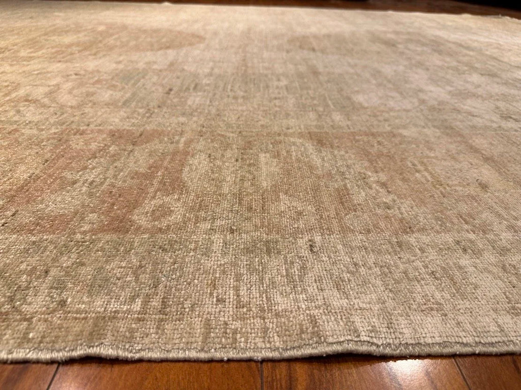 8'10"x11'8" Sultanabad, Classic
