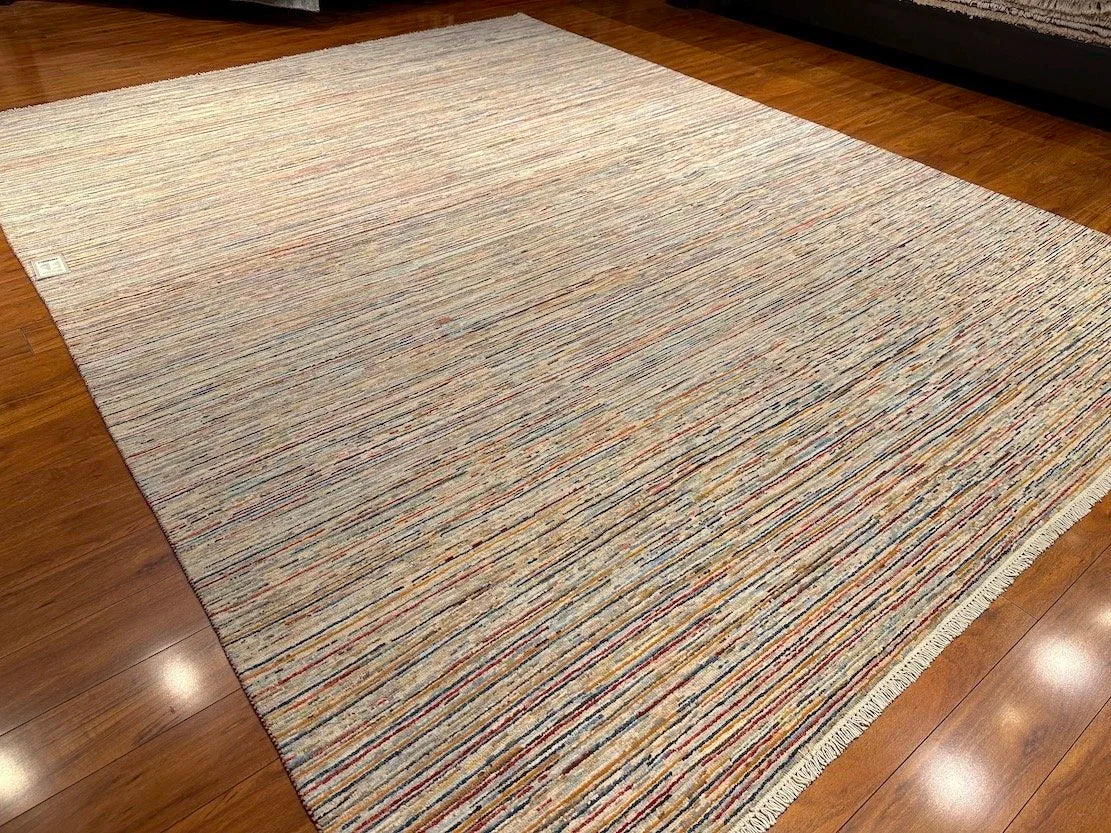 8'10"x11'8" Racha, Modern