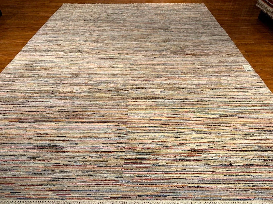 8'10"x11'8" Racha, Modern