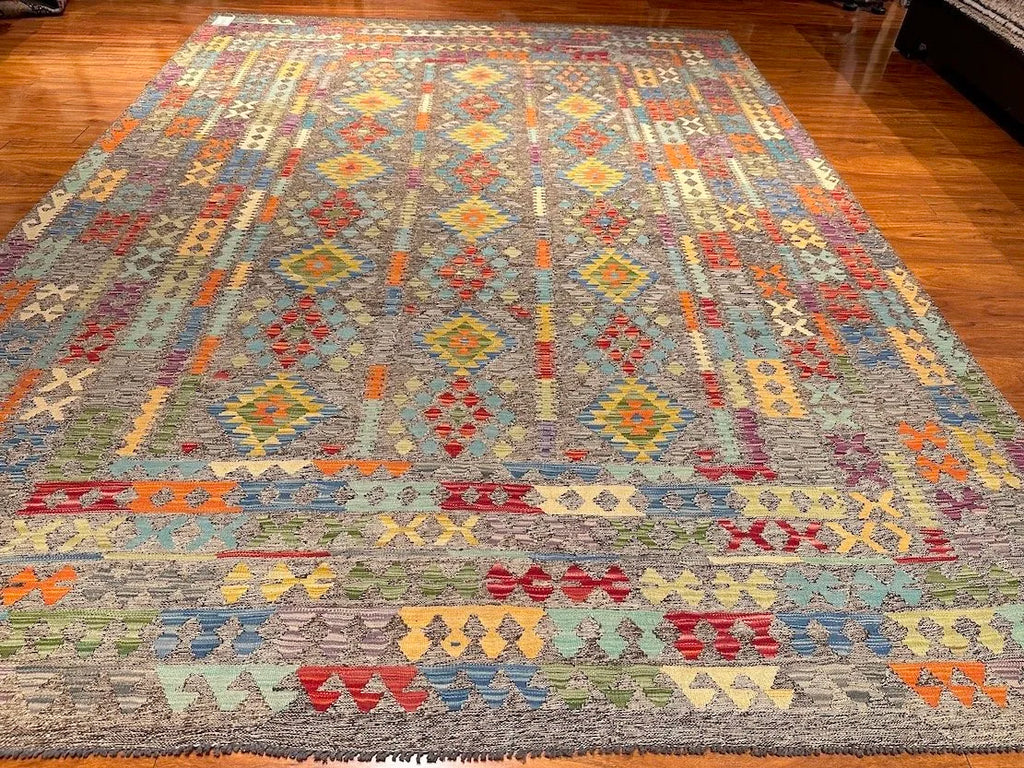 8'5"x11'3" Uzbek, Tribal