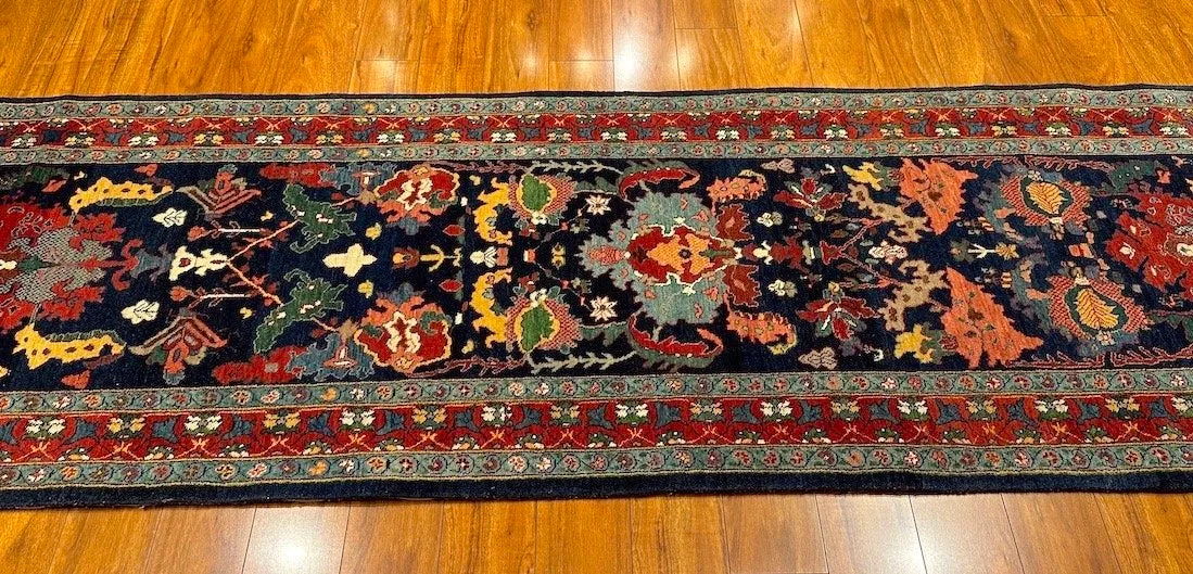 2'9"x10'1" Bijar, Classic