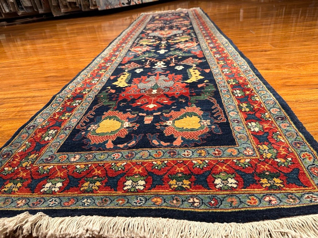 2'9"x10'1" Bijar, Classic