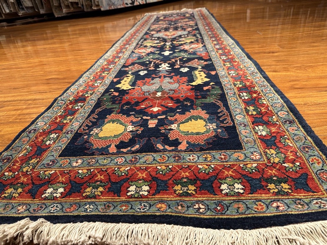 2'9"x10'1" Bijar, Classic