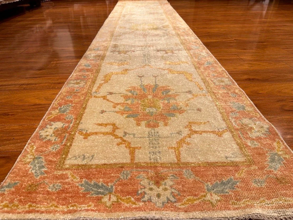 2'10"x12'11" Oushak, Classic