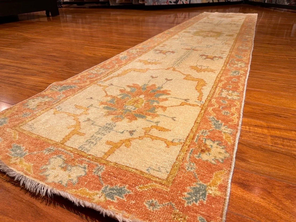 2'10"x12'11" Oushak, Classic