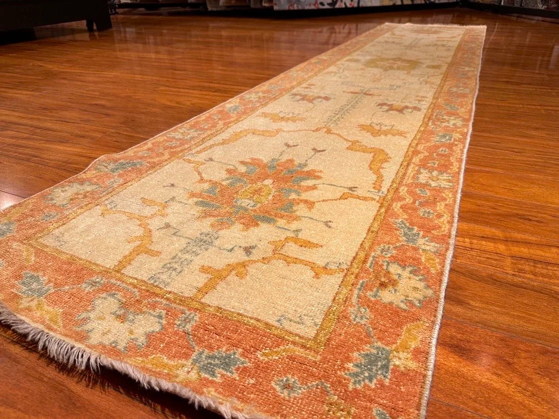 2'10"x12'11" Oushak, Classic