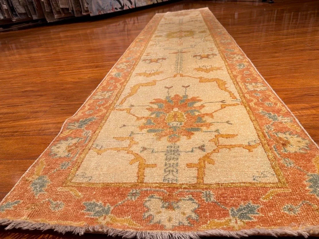 2'10"x12'11" Oushak, Classic