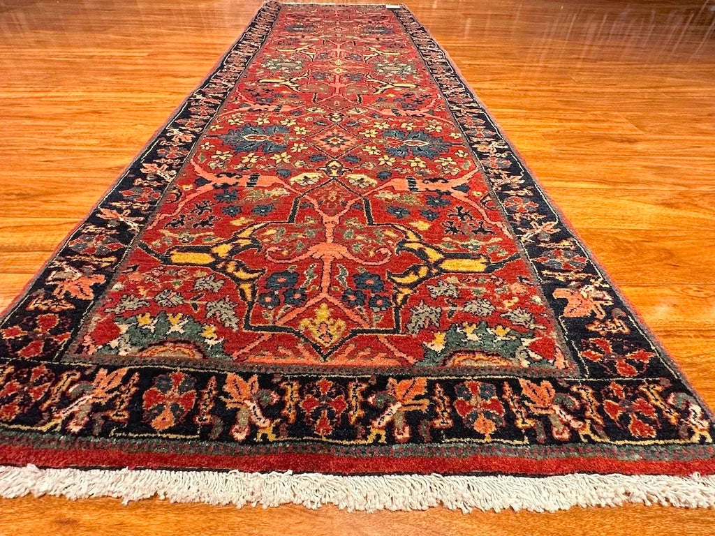 2'9"x8'7" Bijar, Classic