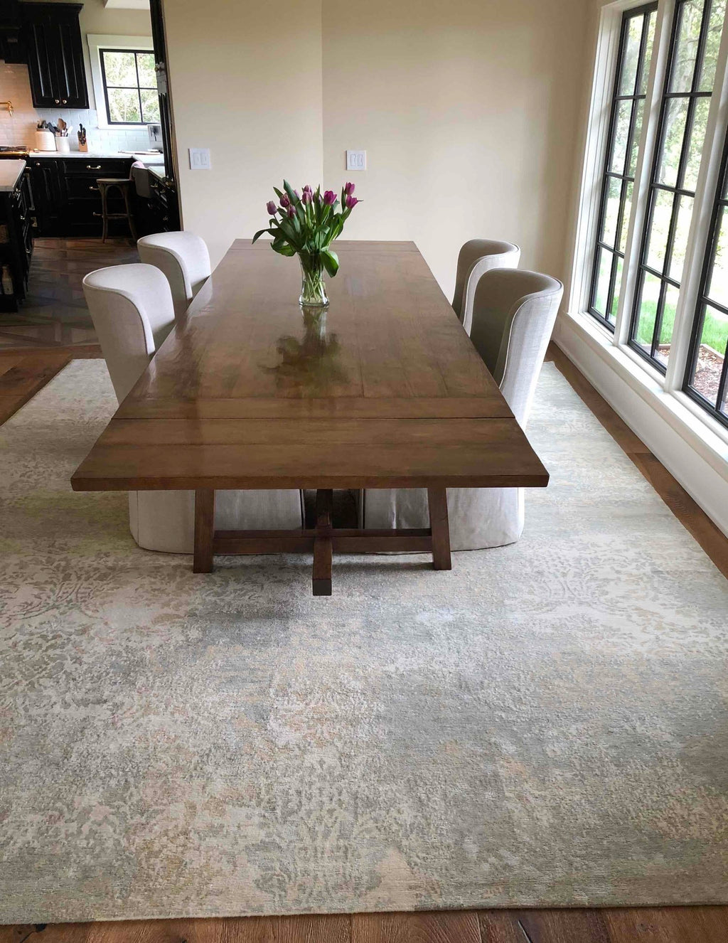 10'x14' Damasse, Transitional