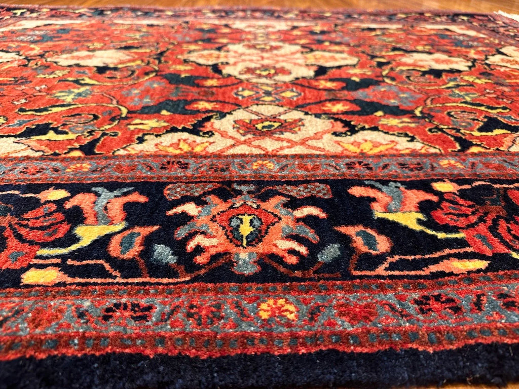 4'4"x6' Bijar, Classic