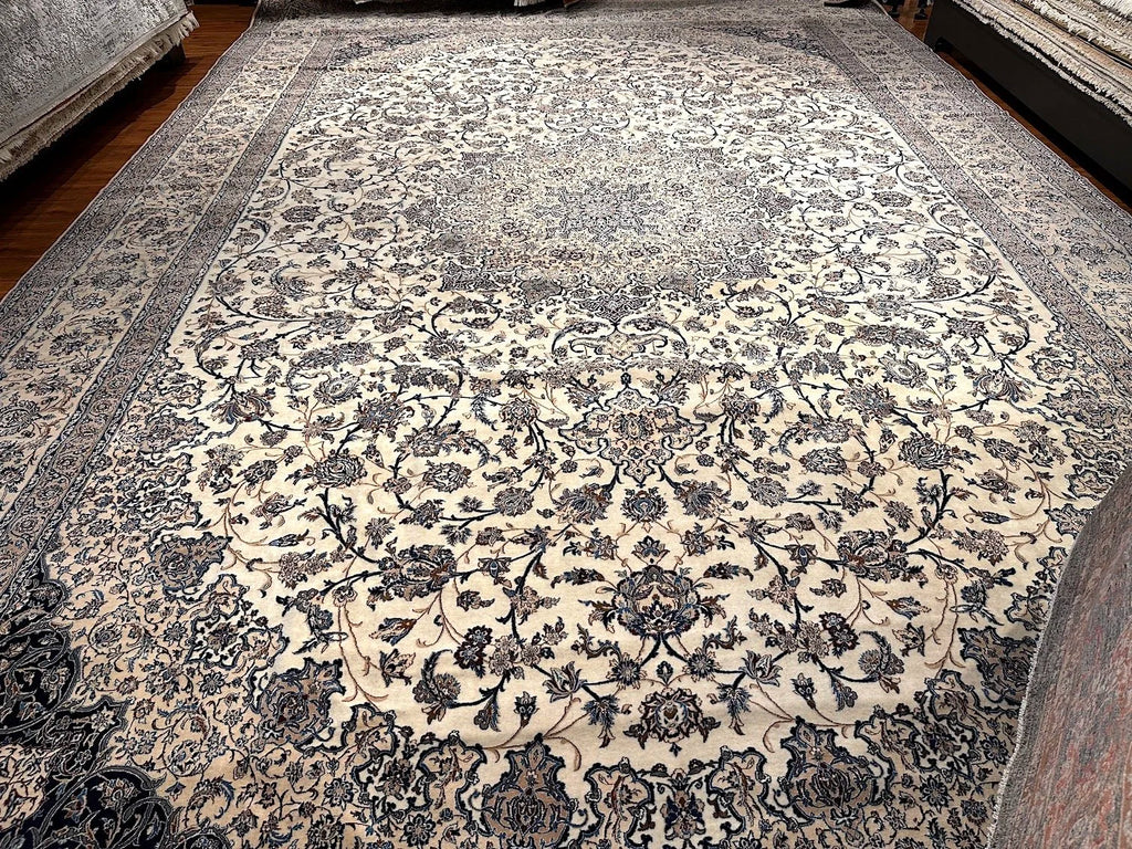 13'x20' Naein, Classic