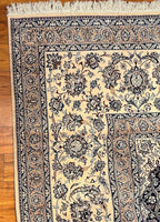 13'x20' Naein, Classic