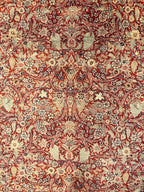 7'10"x9'10" Isfahan, Classic