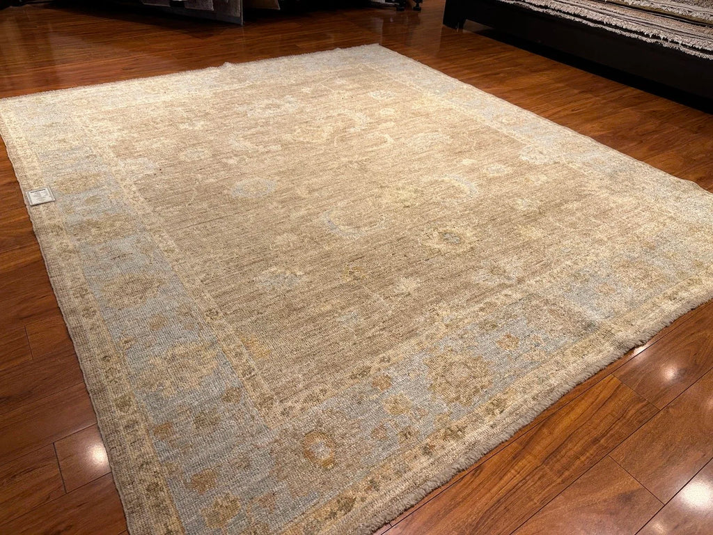 8'1"x9'2" Oushak, Classic