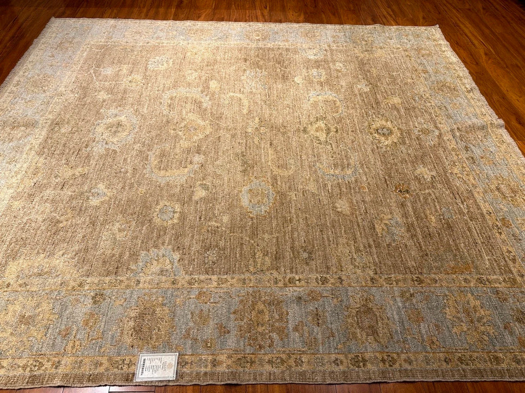 8'1"x9'2" Oushak, Classic
