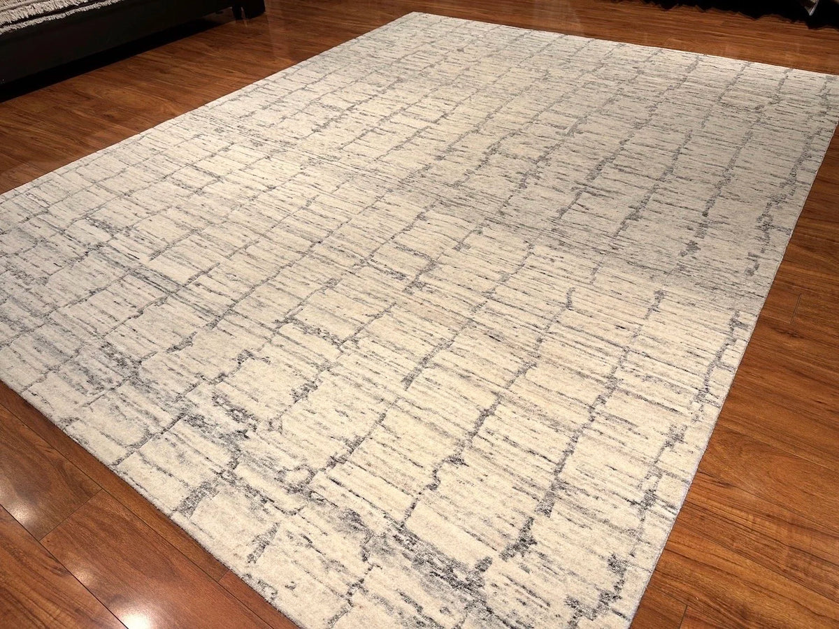 8'x10' Baha, Modern
