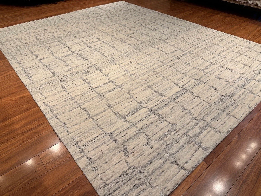 8'x10' Baha, Modern