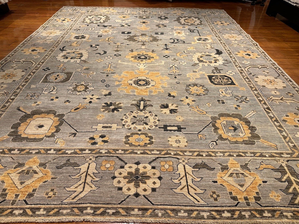 9'2"x11'9" Oushak, Tribal