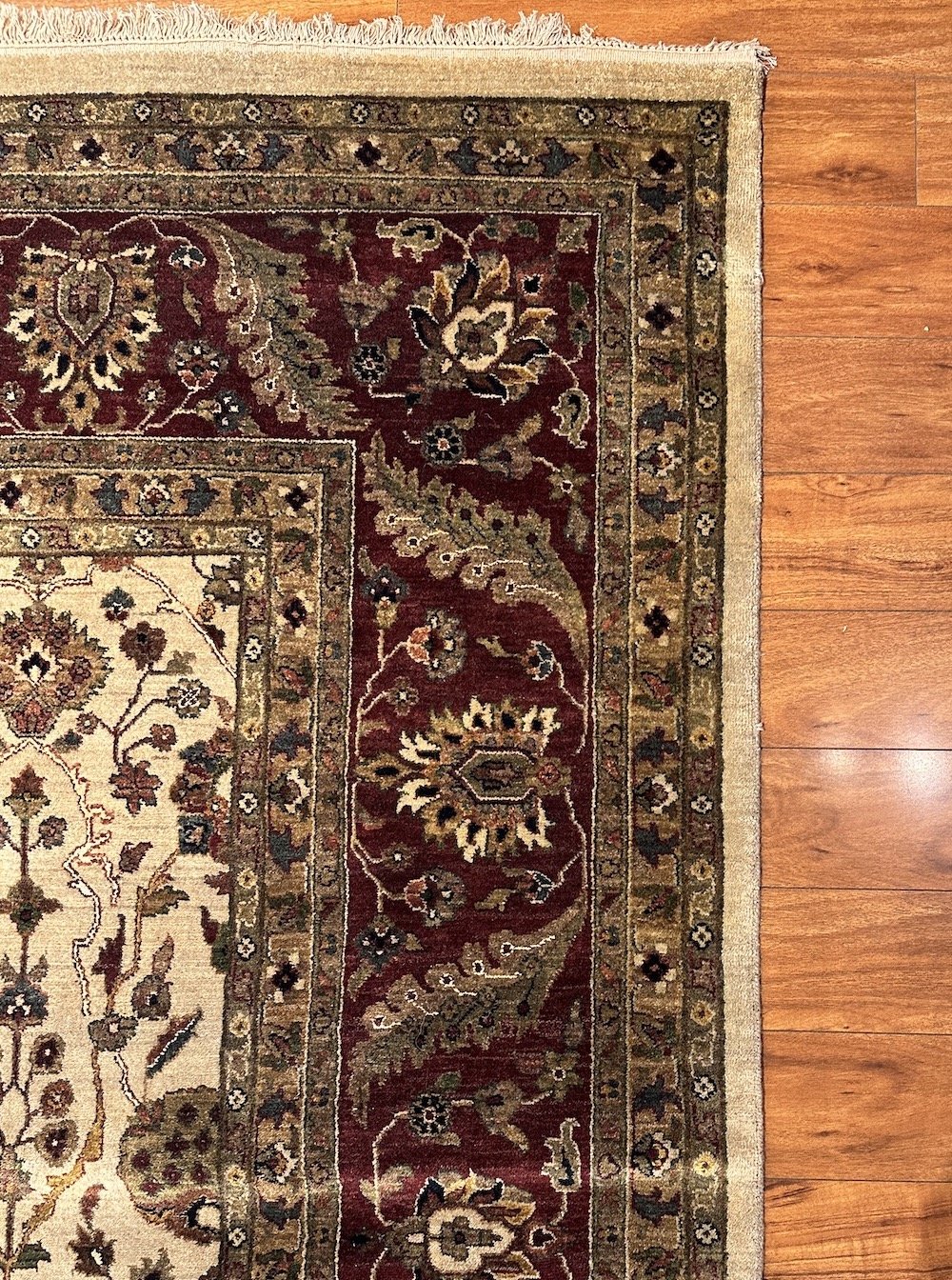 9'10"x13'11" Tabriz