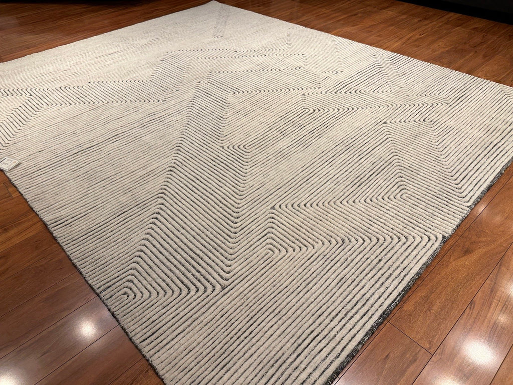 8'x10' Kai, Modern