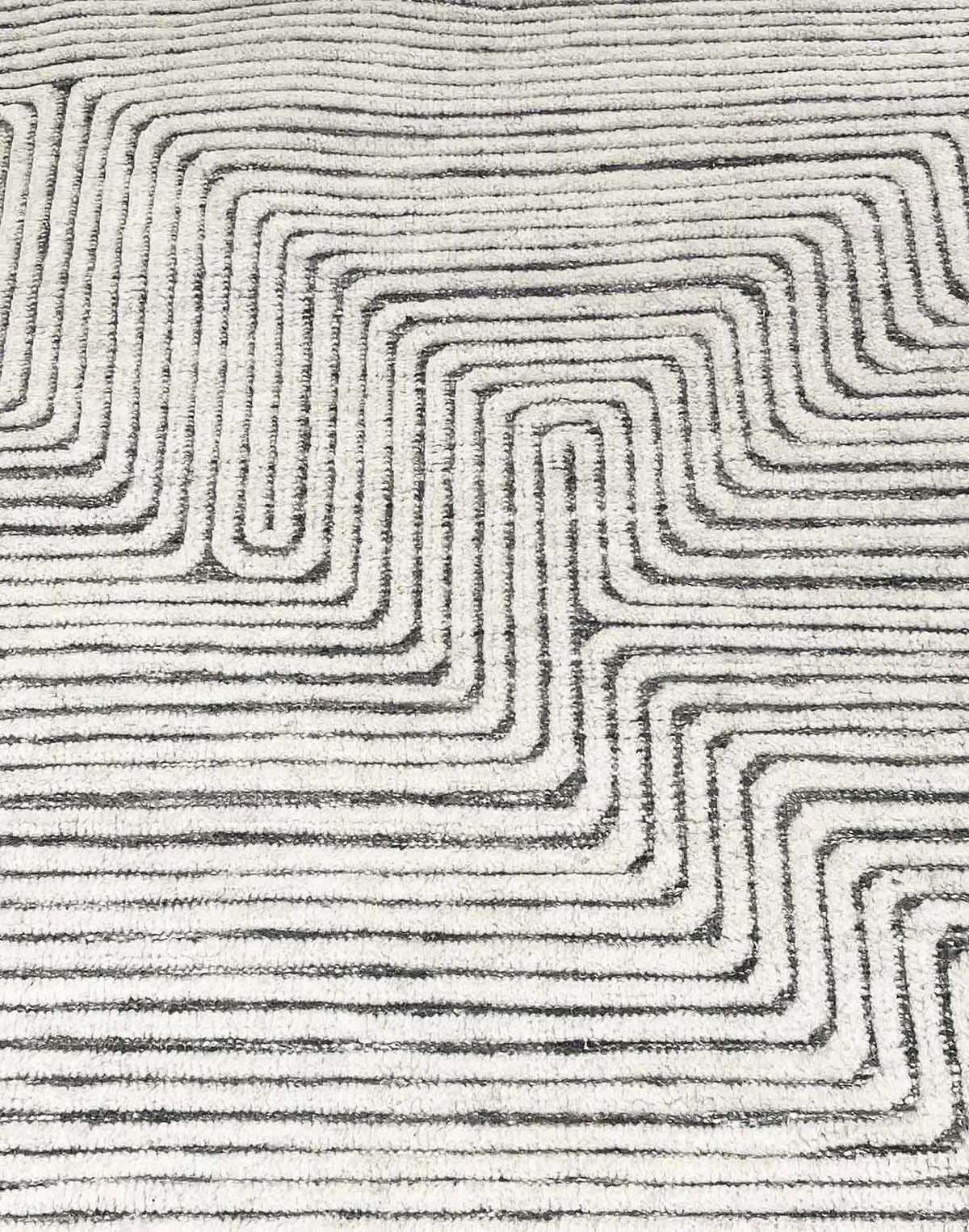 8'x10' Kai, Modern