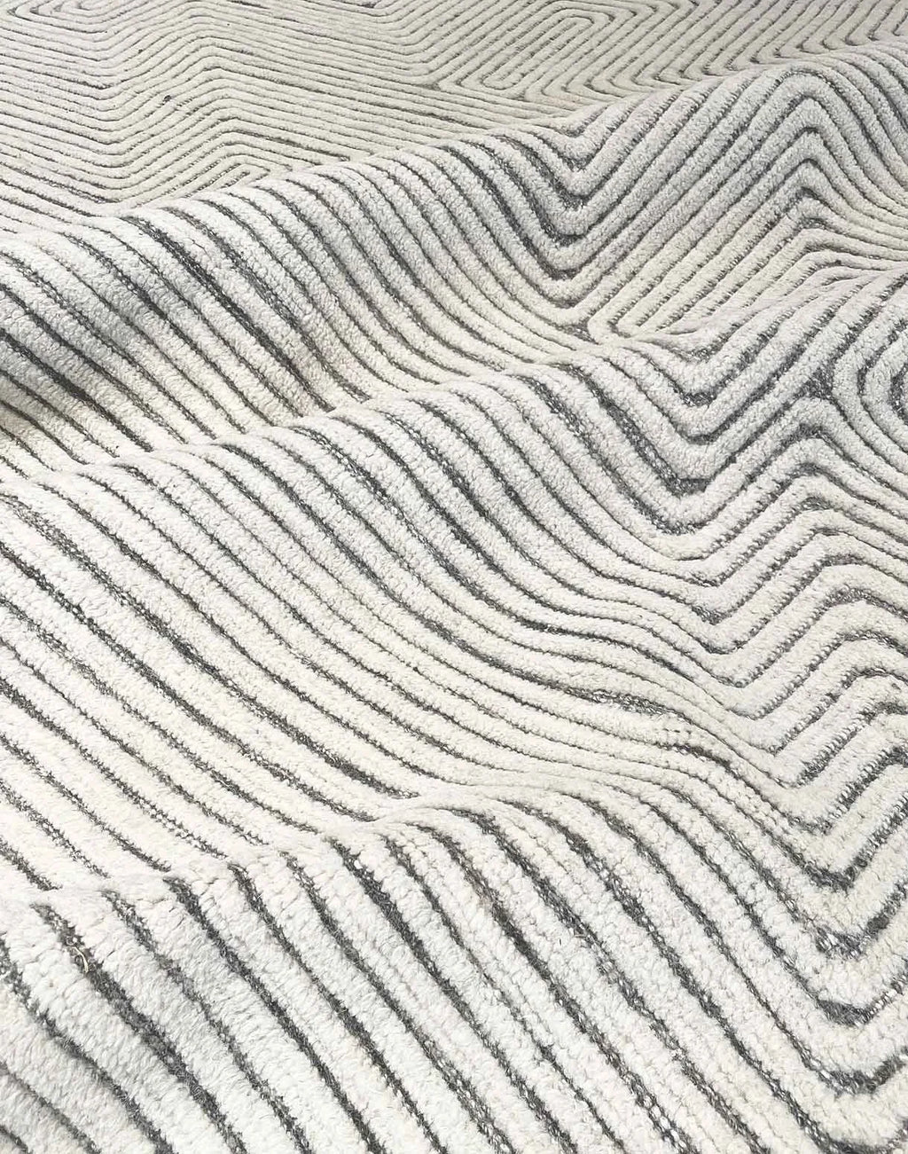8'x10' Kai, Modern