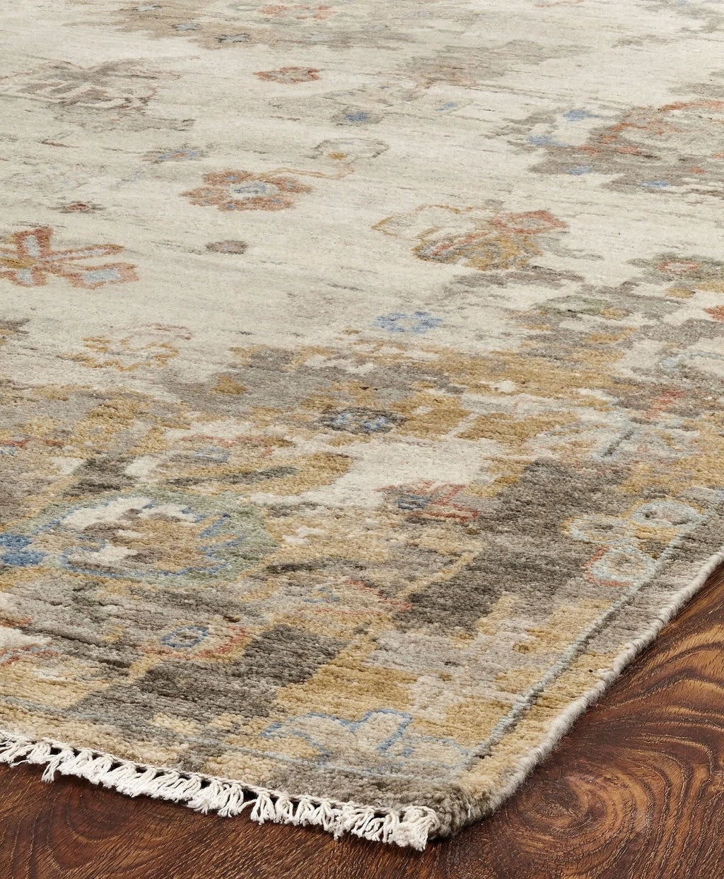 6'x9' Myra, Transitional