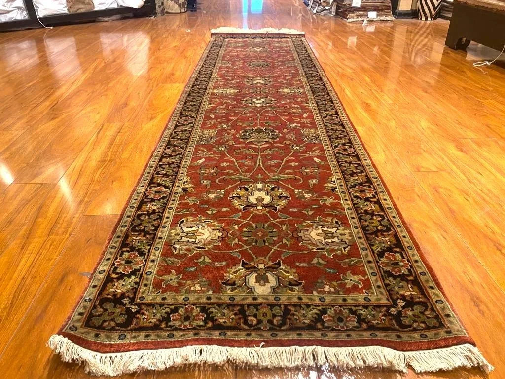 2'7"x9'9" Tabriz, Classic