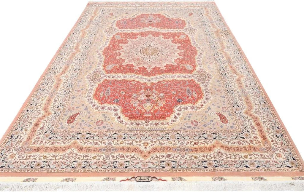 6'8"x10' Persian Tabriz