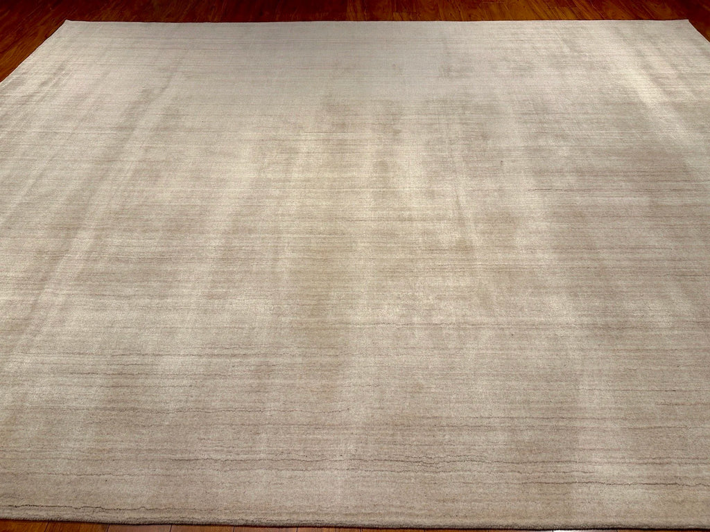 9'x12' Kavir, Modern