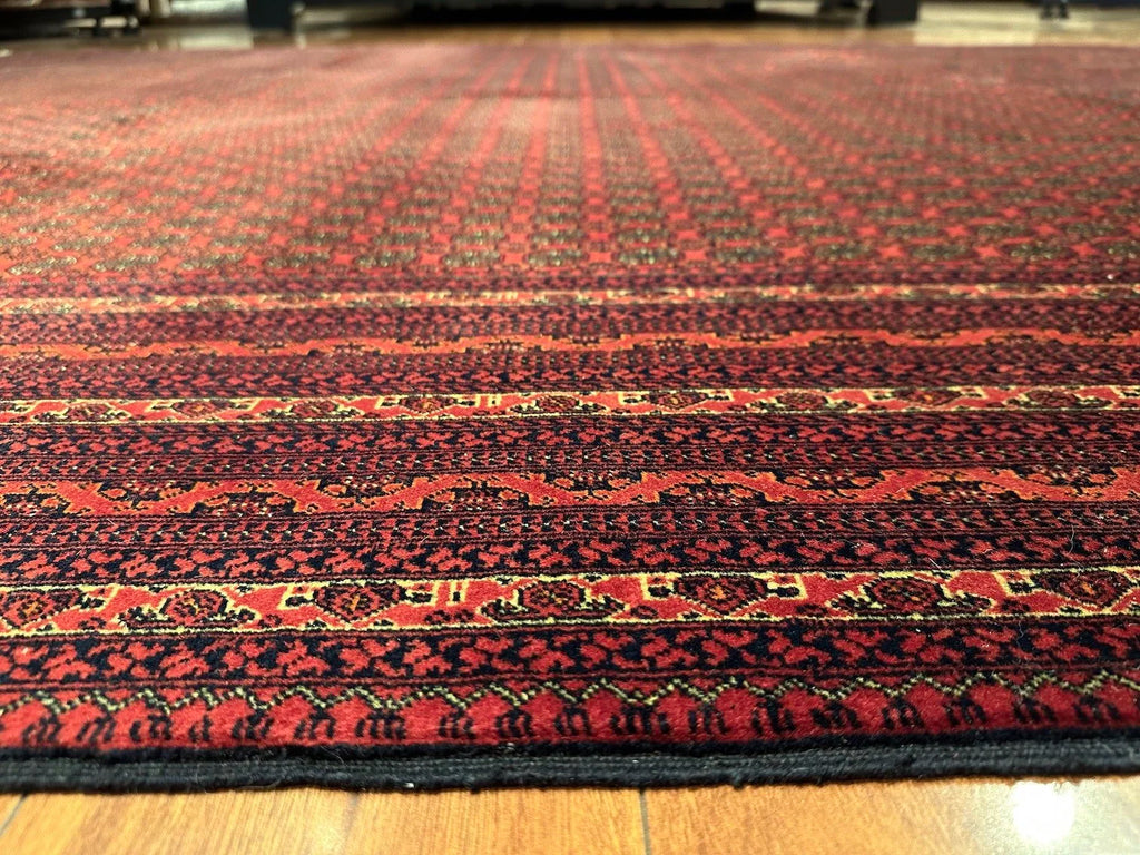 8'2"x11'4" Turkmen, Classic