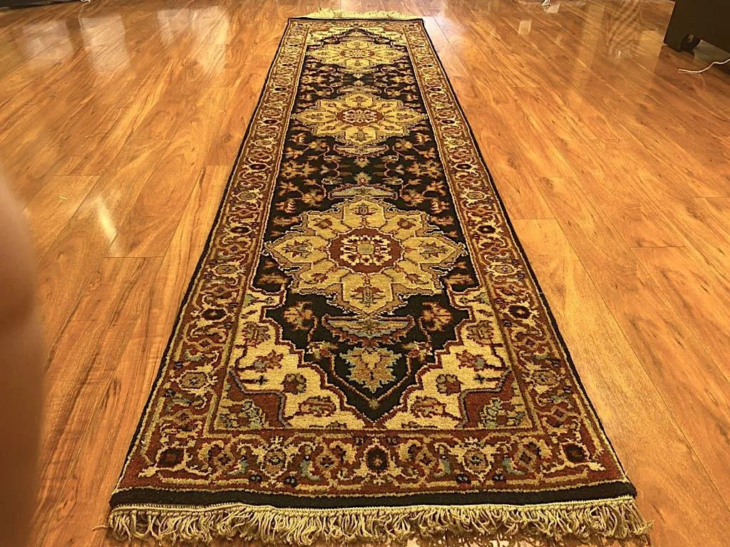 2'7"x9'11" Bergama, Tribal