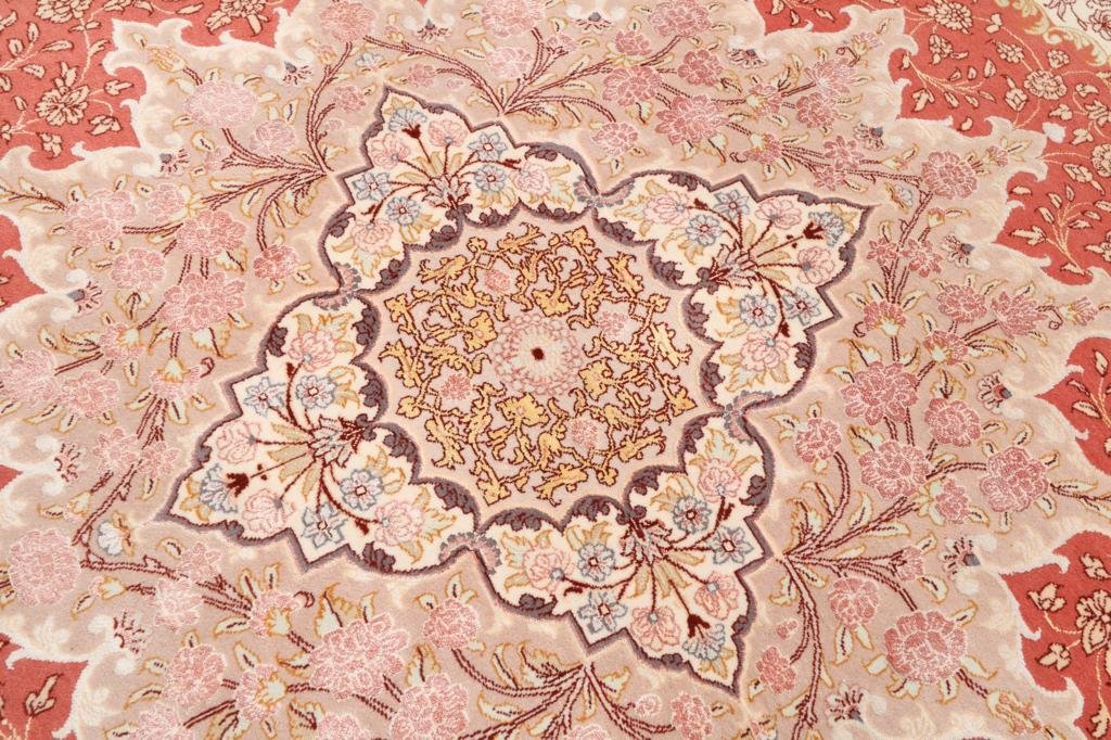 6'8"x10' Persian Tabriz