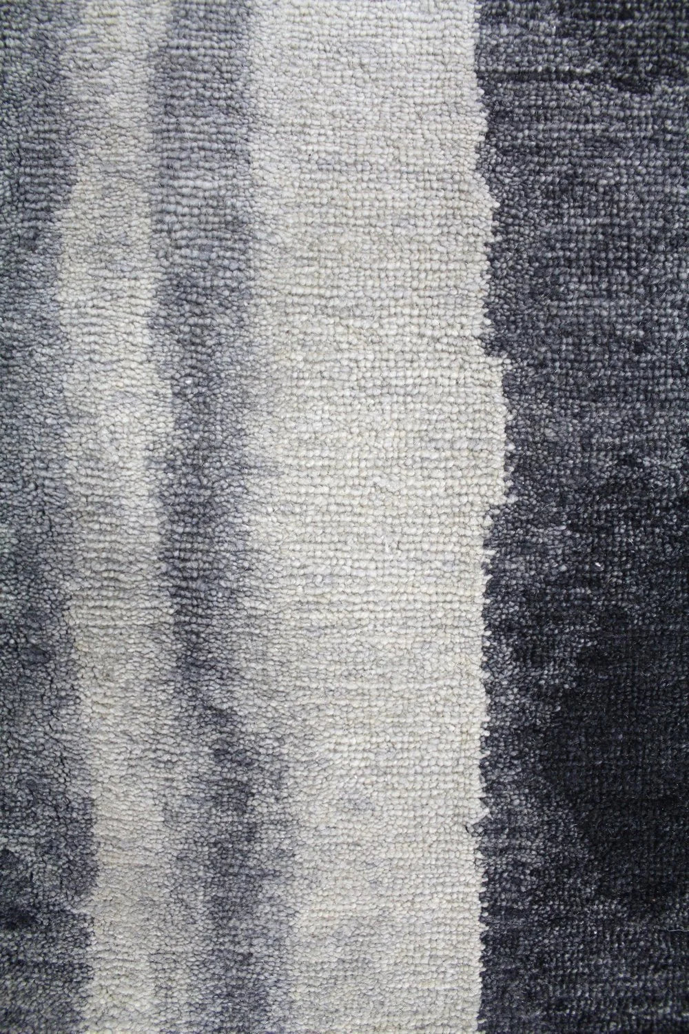 8'x10' Erfan, Modern